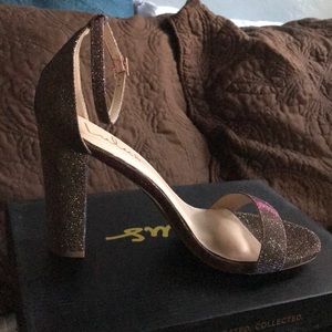 Lulu’s high heels, color shifting gold/purple